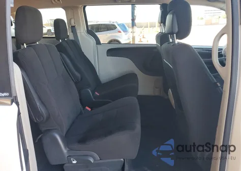 2013 Chrysler Town & Country Touring из США, поврежденный, VIN 2C4RC1BG6DR747564